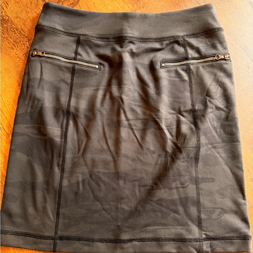 Lululemon Dark Grey Camo Rocket Skirt